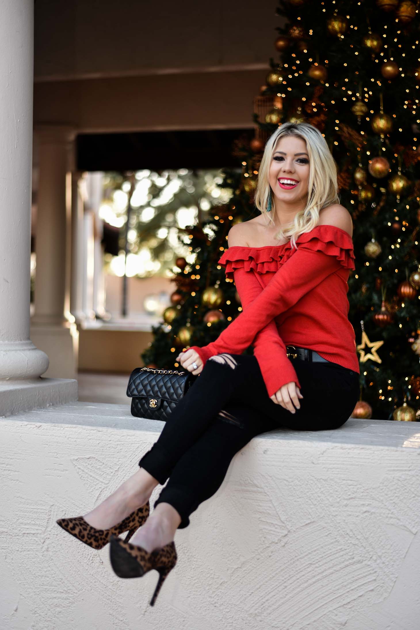 Erin Elizabeth of Wink and a Twirl in Holiday Casual Style