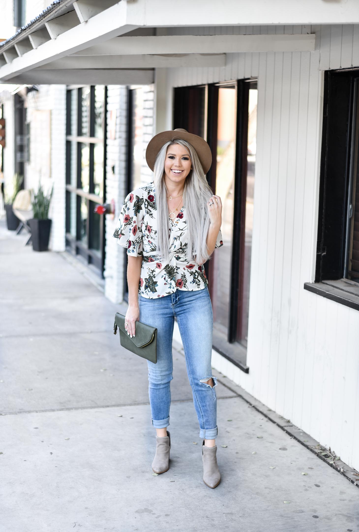 Erin Elizabeth of Wink and a Twirl shares her go to fall style with Vici Dolls