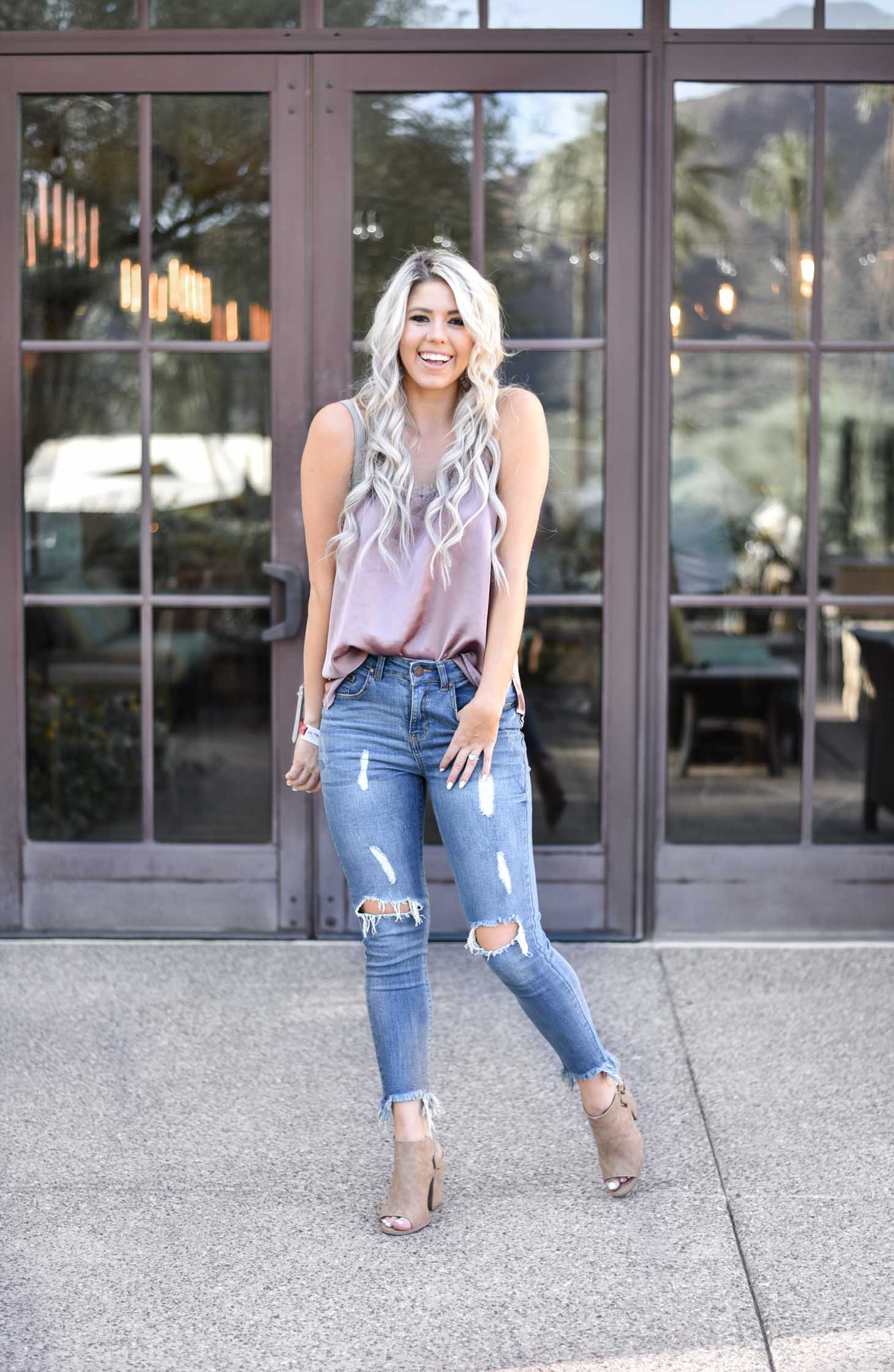 Erin Elizabeth of Wink and a Twirl shares the must have cami to wear with jeans this Fall from Pink Lily Boutique