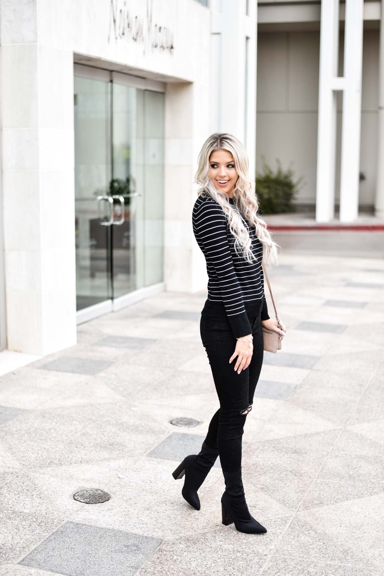 Erin Elizabeth of Wink and a Twirl shares two classic sweaters from J.Ing Official