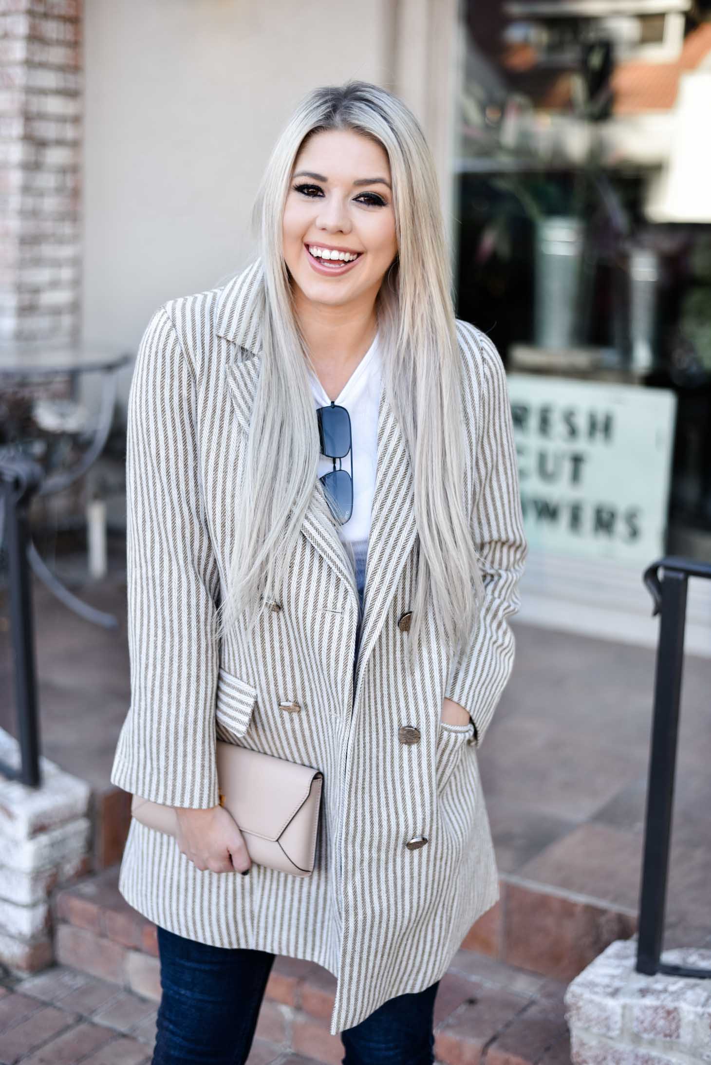 Erin Elizabeth of Wink and a Twirl shares the perfect oversized blazer from Chicwish