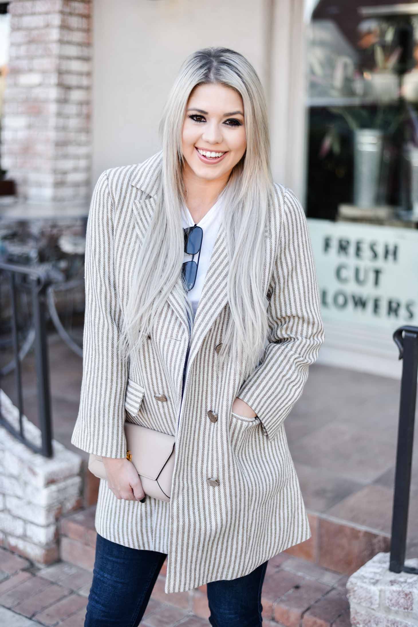 Erin Elizabeth of Wink and a Twirl shares the perfect oversized blazer from Chicwish