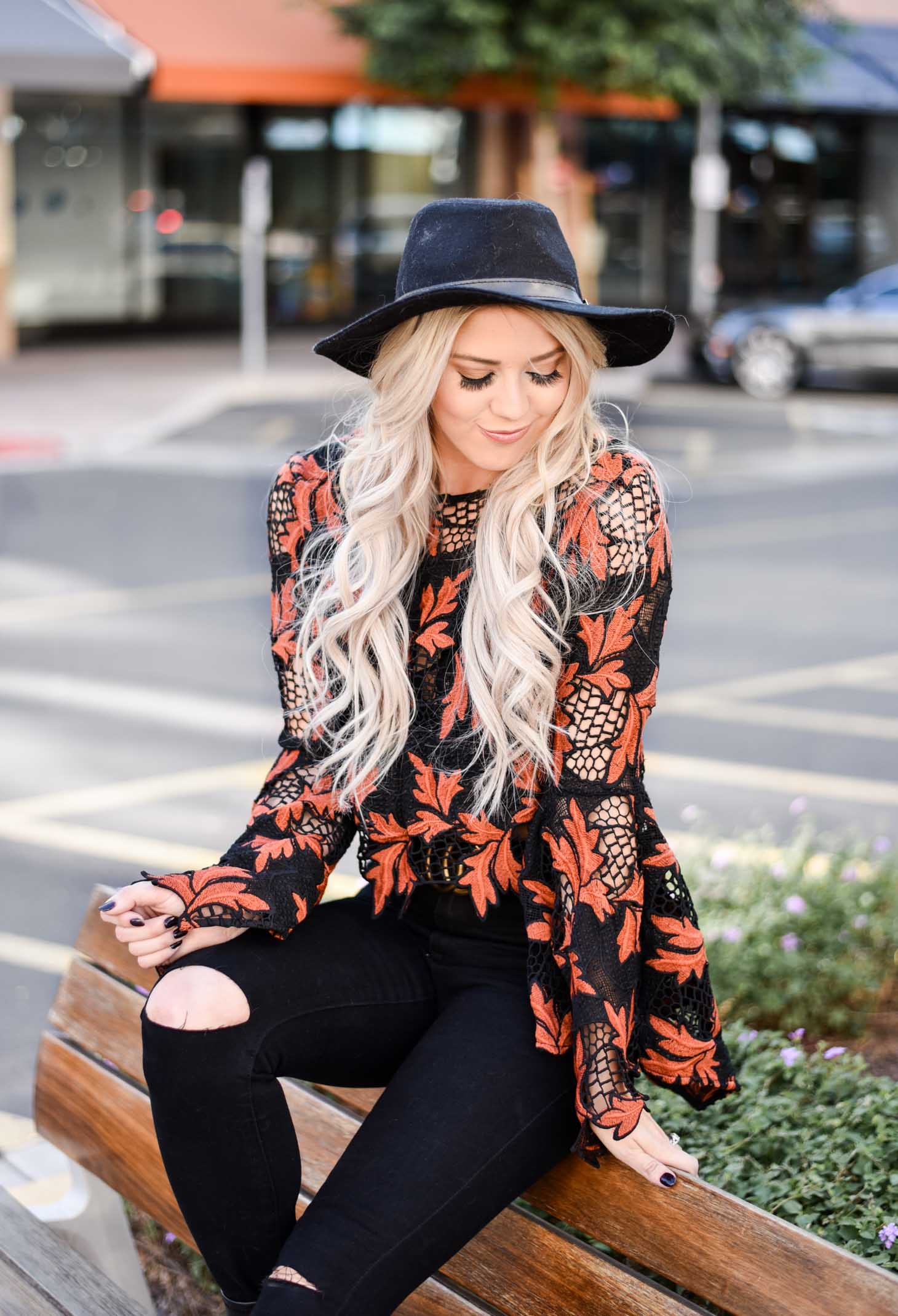 Erin Elizabeth of Wink and a Twirl shares the perfect fall look from Lulus
