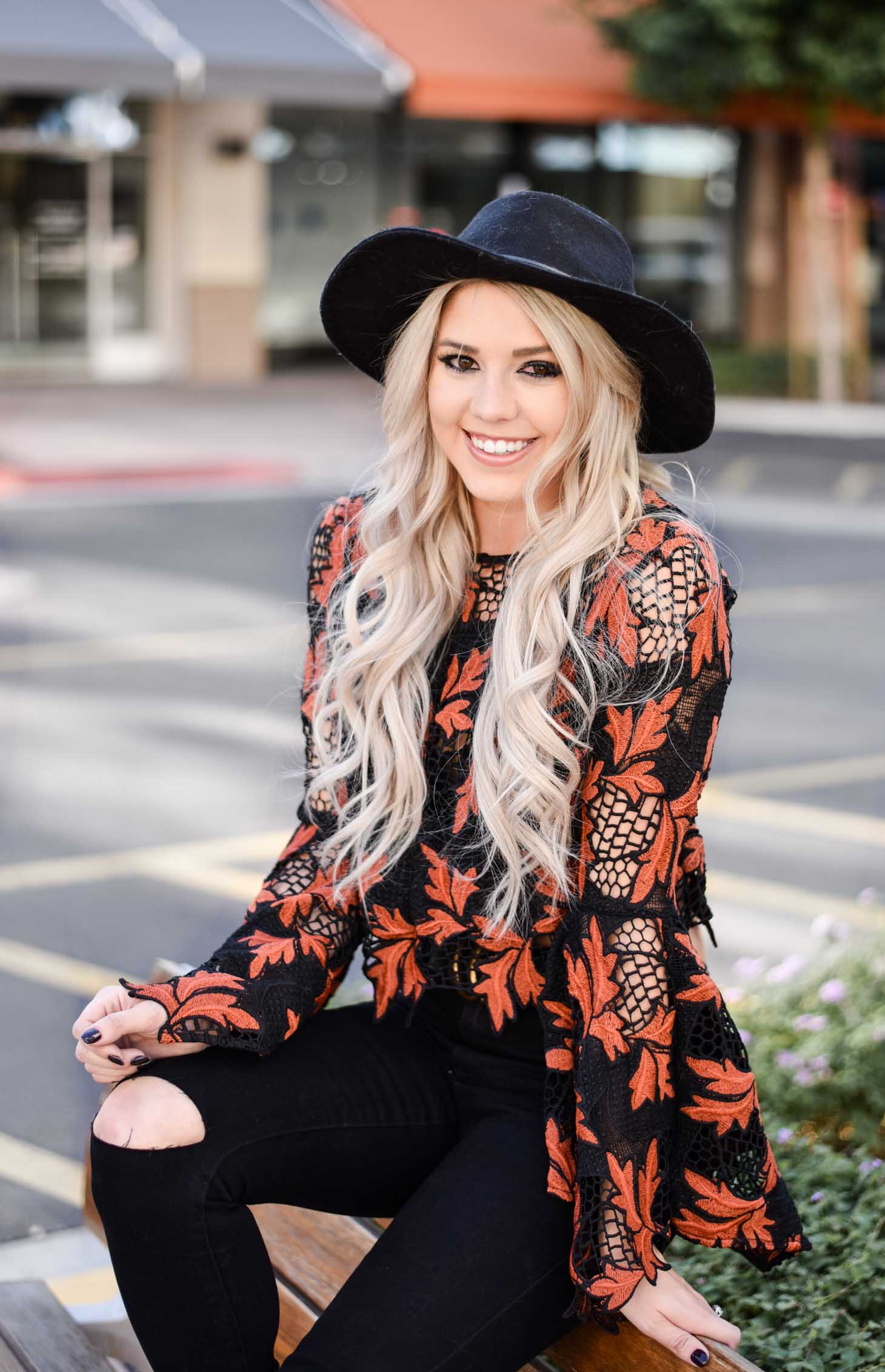 Erin Elizabeth of Wink and a Twirl shares the perfect fall look from Lulus