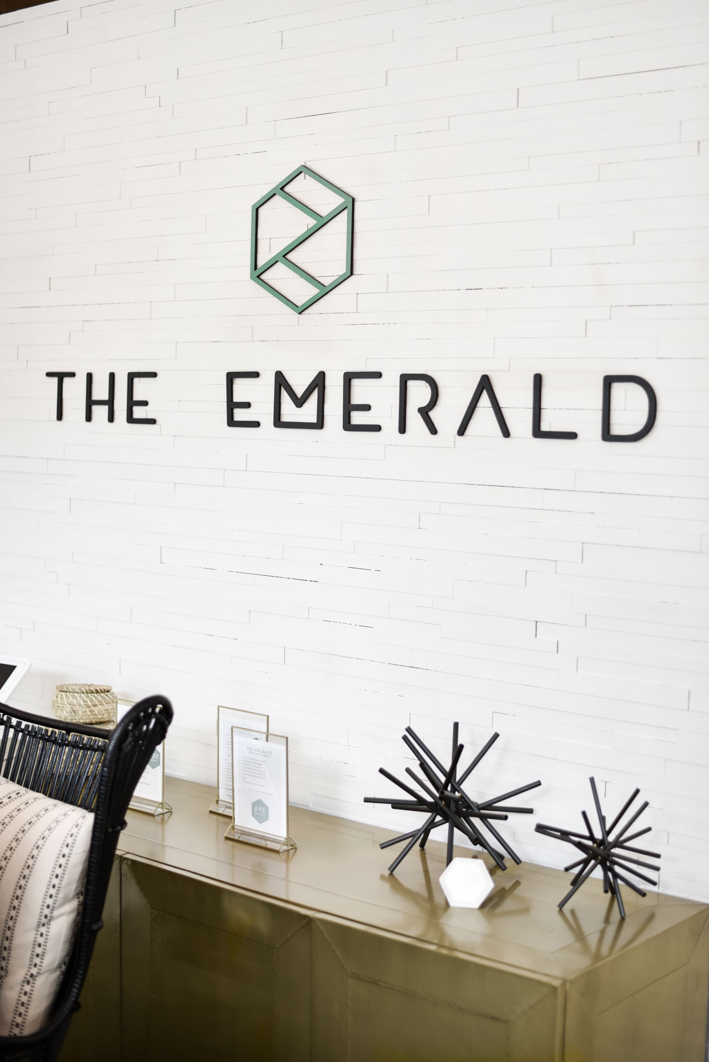 Erin Elizabeth of Wink and a Twirl shares Cyber Week Sales from her local women's workspace The Emerald in Scottsdale, Arizona