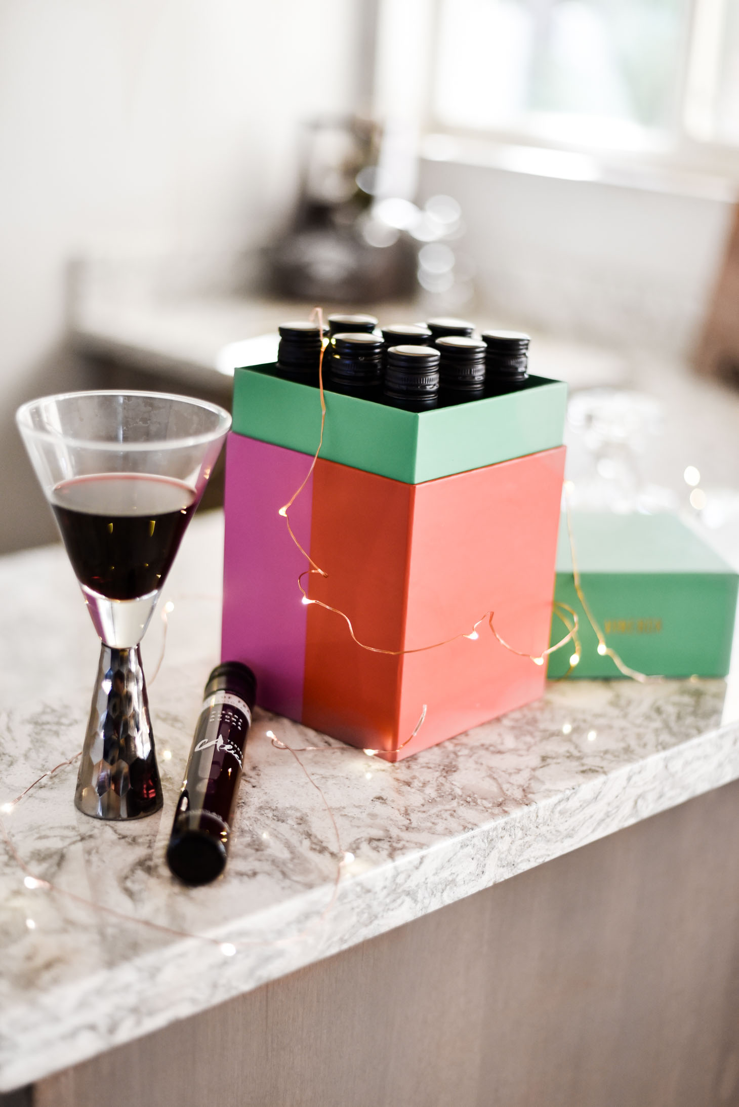 Erin Elizabeth of Wink and a Twirl shares the perfect gifts for the host and hostess - including a fabulous box of wine by Vinebox