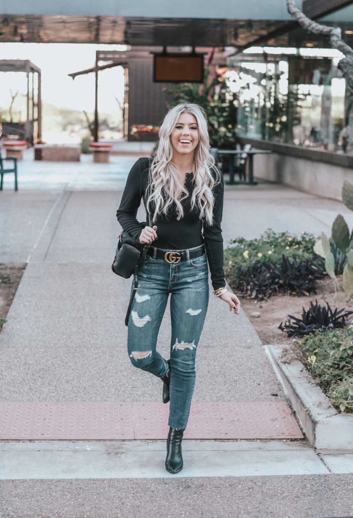 Erin Elizabeth of Wink and a Twirl rings in the New Year with this casual and chic Lulus look