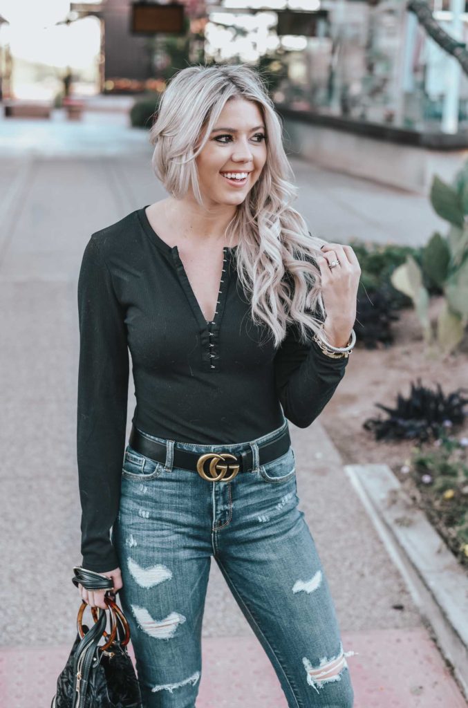 Erin Elizabeth of Wink and a Twirl rings in the New Year with this casual and chic Lulus look