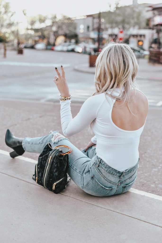 Erin Elizabeth of Wink and a Twirl shares the cutest casual denim look from Lulus 