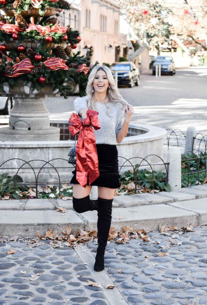 Erin Elizabeth of Wink and a Twirl shares a more casual and comfortable holiday look from Valentina Blvd