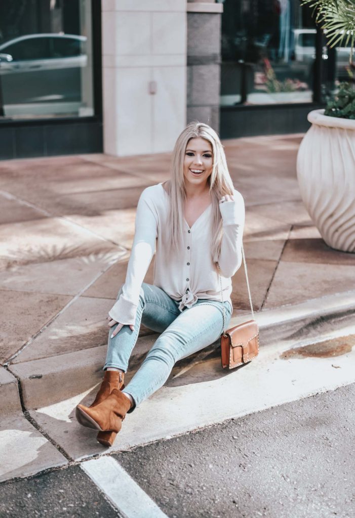 Erin Elizabeth of Wink and a Twirl shares her favorite looks from Abercrombie and Fitch
