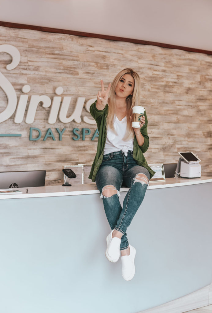 Erin Elizabeth of Wink and a Twirl shares her recent visit to Sirius Day Spa in Gainey Ranch in Scottsdale, Arizona