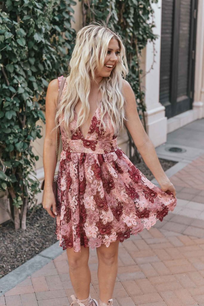 Erin Elizabeth of Wink and a Twirl shares the perfect Valentine's Day dress from Lulus