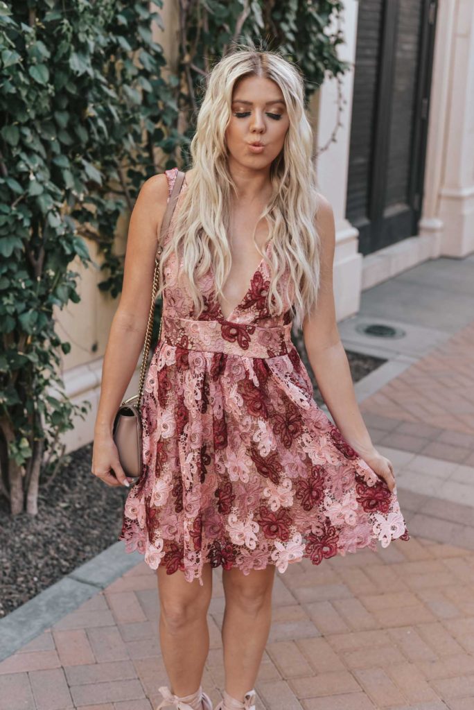 Erin Elizabeth of Wink and a Twirl shares the perfect Valentine's Day dress from Lulus