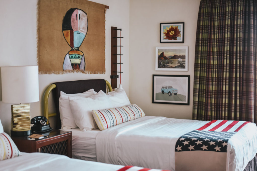 Erin Elizabeth of Wink and a Twirl shares her overall experience at her staycation at the Graduate Hotel Tempe in Tempe, Arizona 