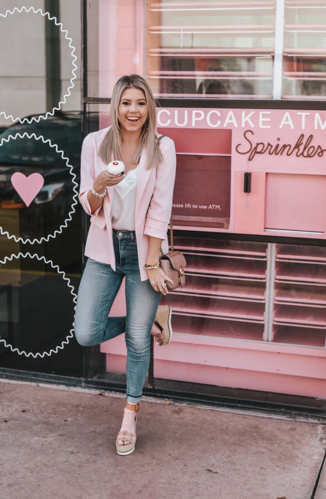 Erin Elizabeth of Wink and a Twirl shares the perfect pink blazer from CeCe Sportswear at Nordstrom that you need in your spring wardrobe!