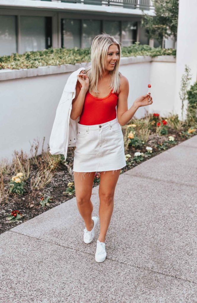 Erin Elizabeth of Wink and a Twirl shares the cutest white denim look from Lulus