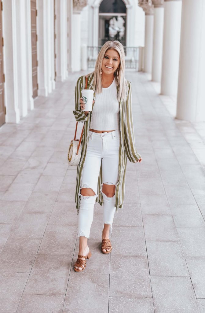 Erin Elizabeth of Wink and a Twirl shares one of her casual Vegas day looks from Lulus