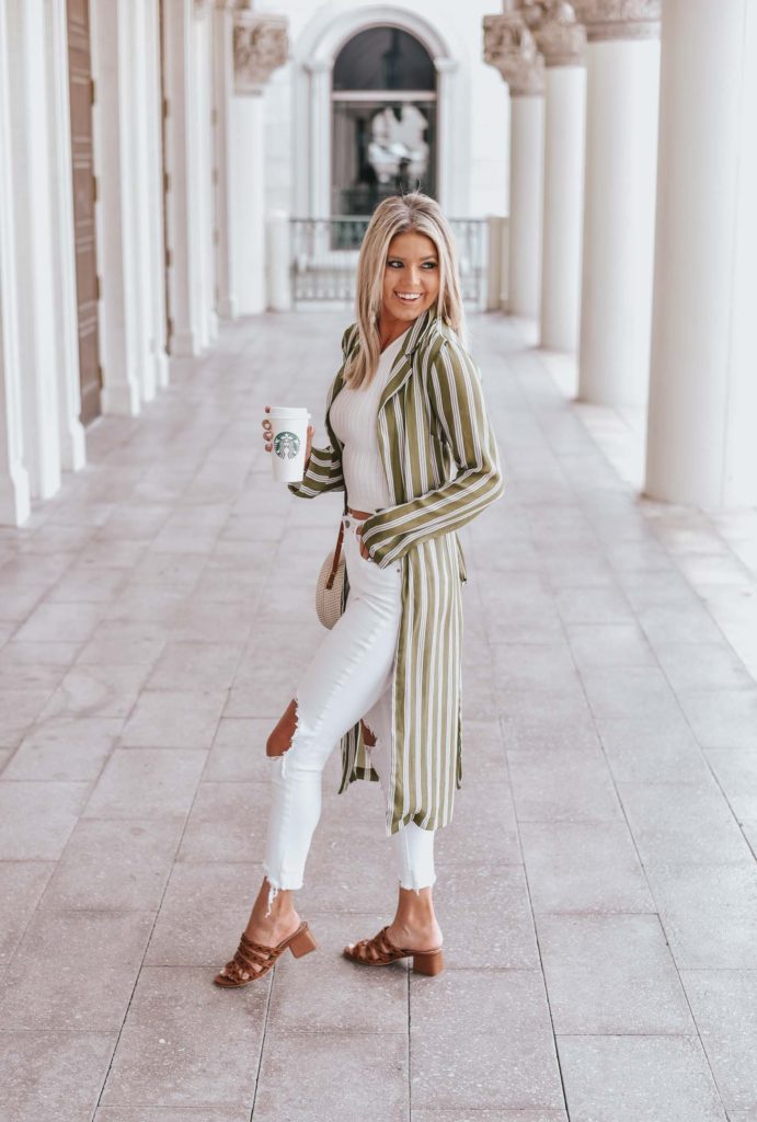 Erin Elizabeth of Wink and a Twirl shares one of her casual Vegas day looks from Lulus