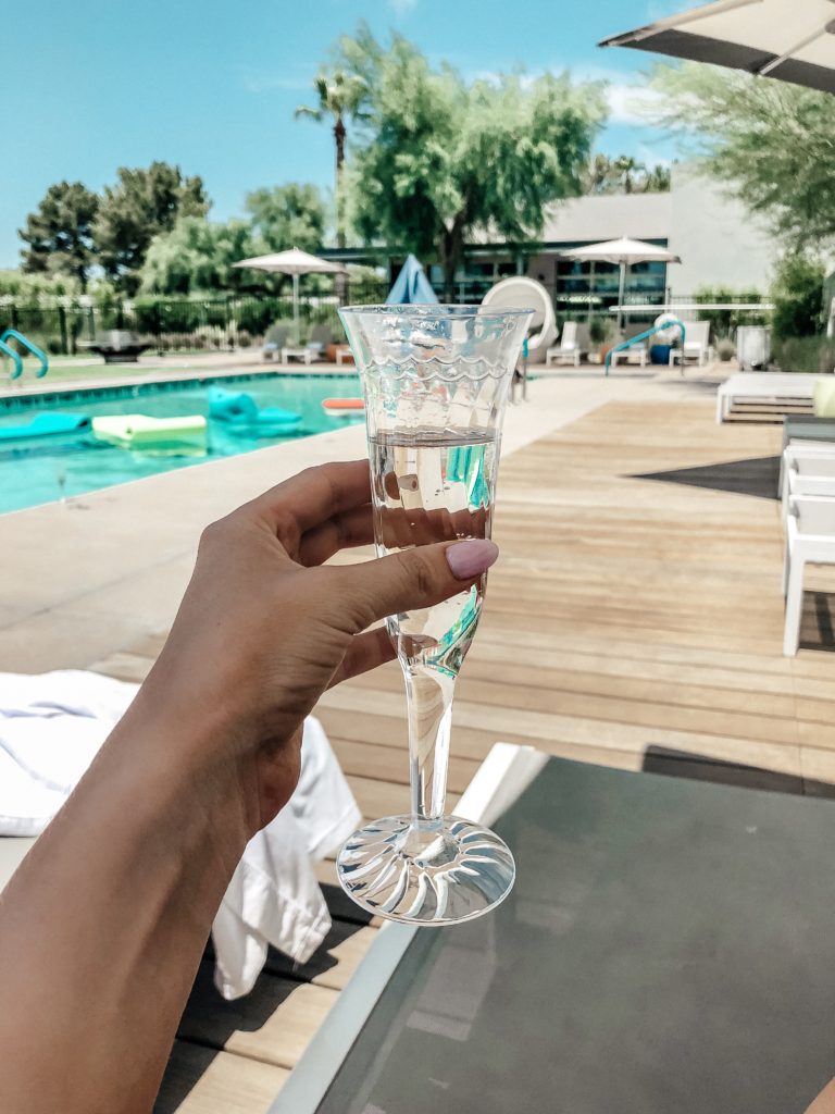 Erin Elizabeth of Wink and a Twirl shares her recent girl's staycation at the Andaz Scottsdale Resort and Bungalows in Scottsdale, Arizona 